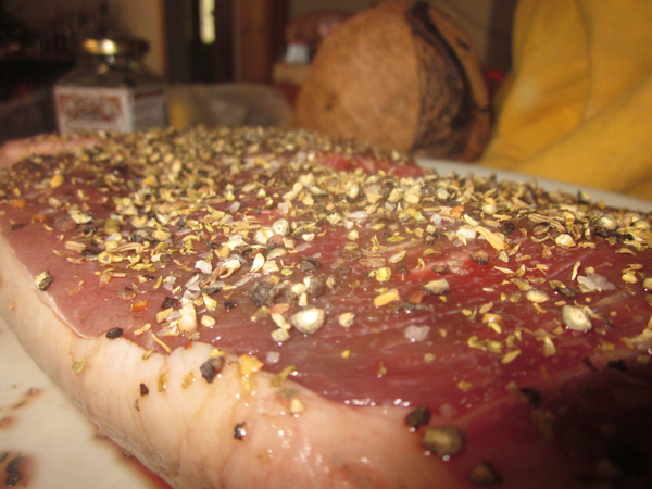 steak seasoned with Knox's Cracked Pepper dry rub